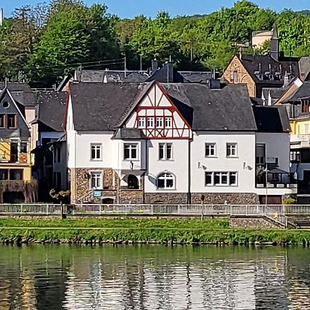 Mosel-Landhaus Am Moselufer B&B Briedern Экстерьер фото