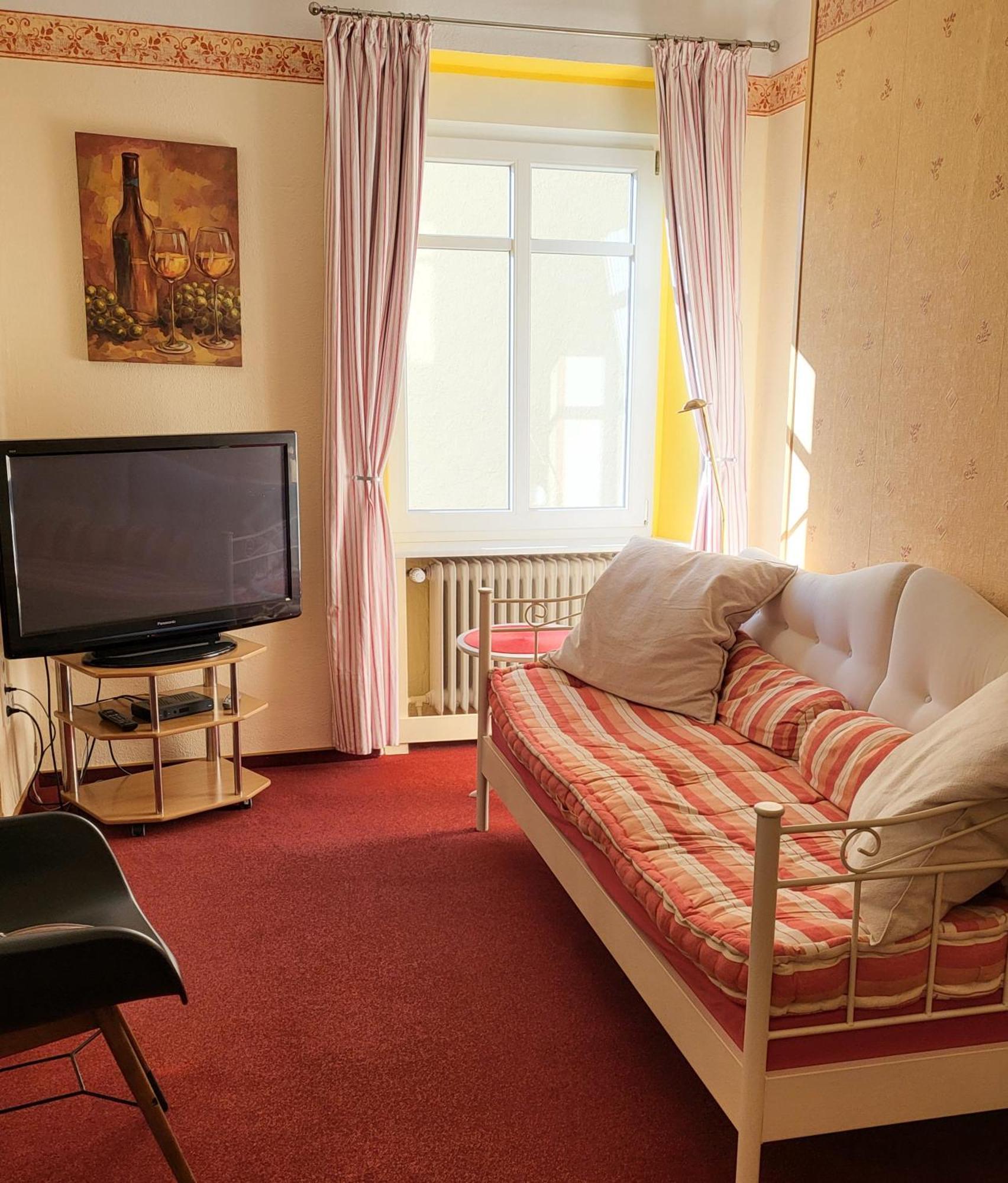 Mosel-Landhaus Am Moselufer B&B Briedern Экстерьер фото